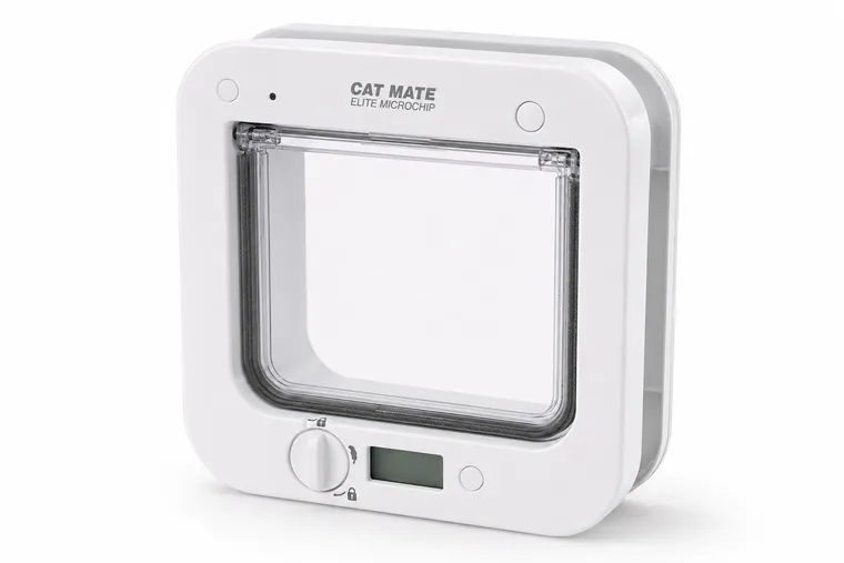 Cat Mate Elite 355W Mikrochip-Katzenklappe mit Timer – Produktansicht 1