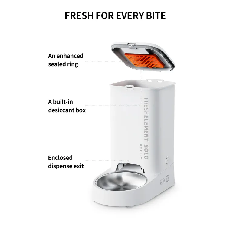 Edelstahl-Napf und Ausgabeschacht des PETKIT Fresh Element Solo